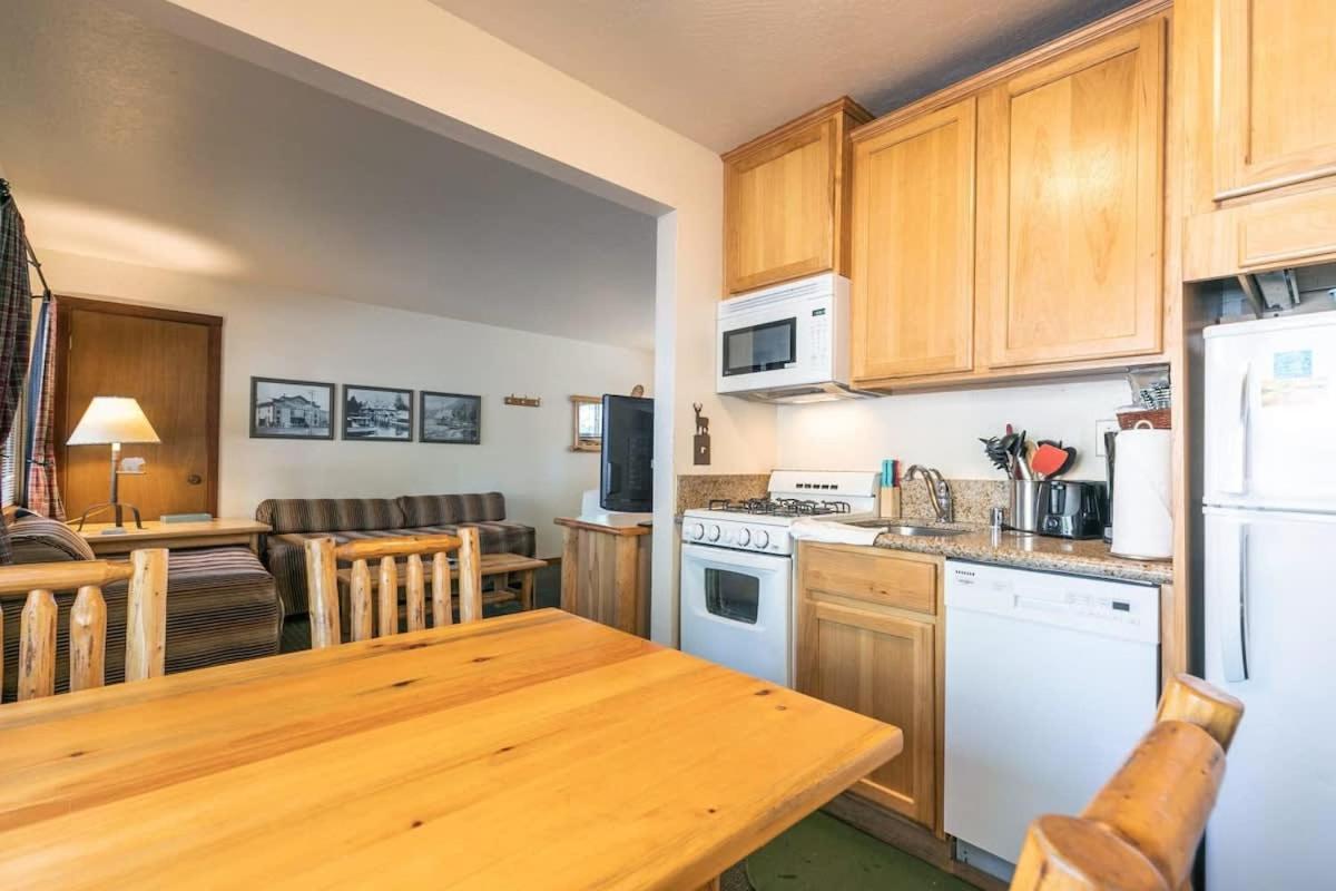 Lakeside Studio Steps From The Beach تاهو فيستا المظهر الخارجي الصورة